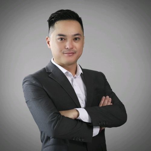 JULIEN TRẦN
